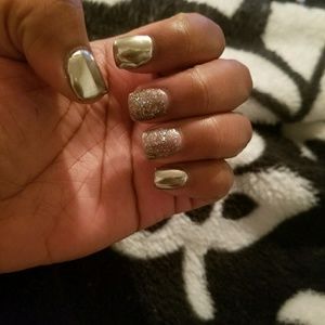 Meet your Posher, Erica